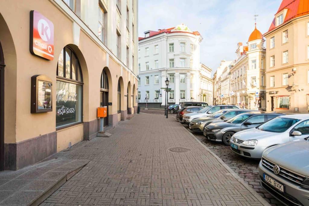 Best Location, Beautiful And Quiet Old Town Apt. Tallinn Eksteriør bilde