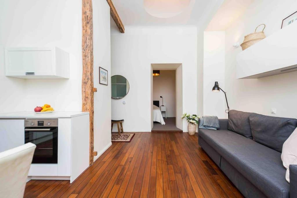 Best Location, Beautiful And Quiet Old Town Apt. Tallinn Eksteriør bilde